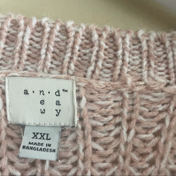 A.n.d eawy scoop neck sweater - Picture 5 of 6